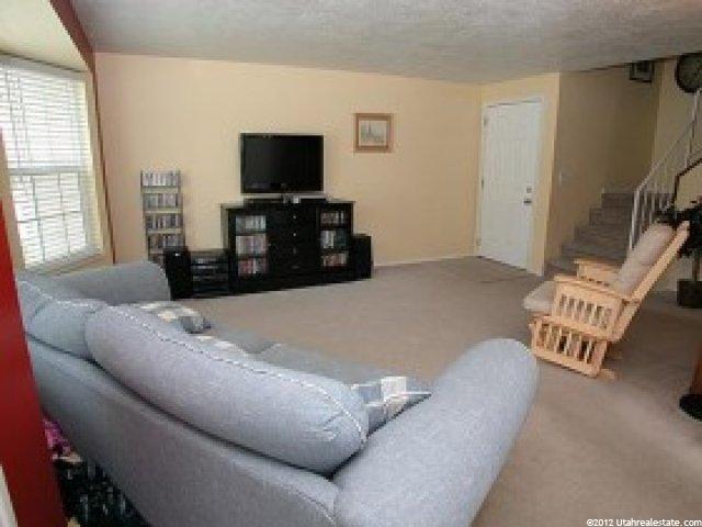 675 W 1950 N, Centerville, UT 84014 — photo 10