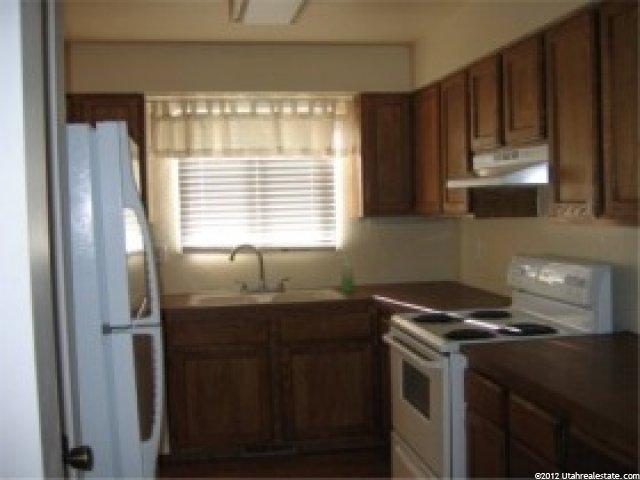 196 N 500 W, Clearfield, UT 84015 — photo 3