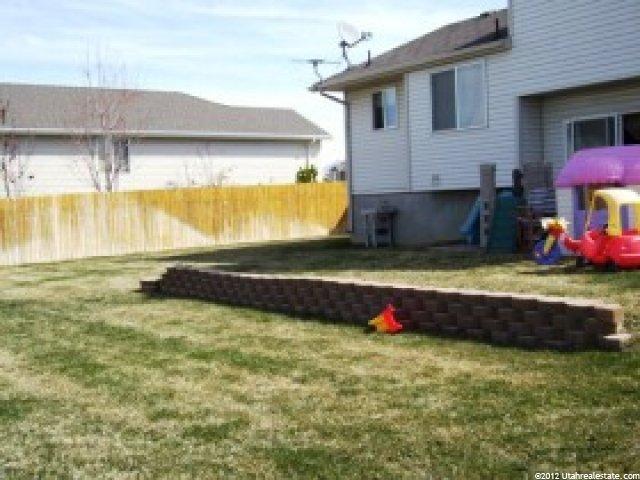 1641 N 2475 W, Clinton, UT 84015 — photo 5
