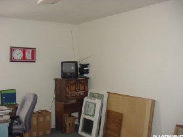 565 N 1140 W, Logan, UT 84321 — photo 8