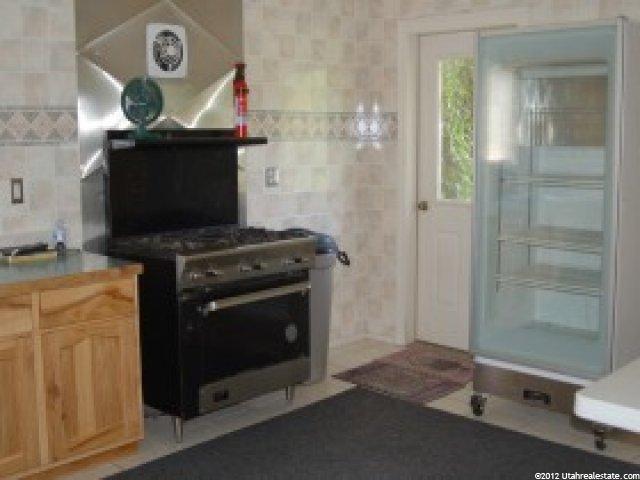 145 E 100 N, Vernal, UT 84078 — photo 11