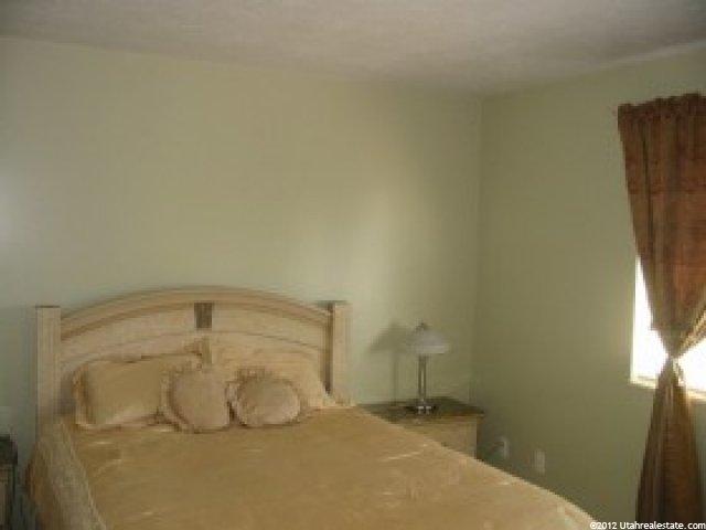 2477 W 1850 N, Clinton, UT 84015 — photo 3