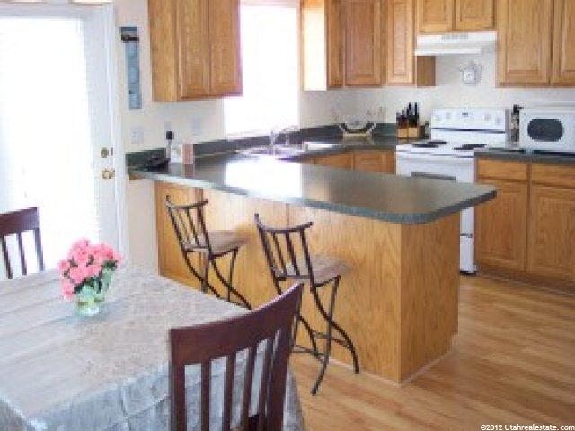 628 E Clearwater Dr, Layton, UT 84041 — photo 4