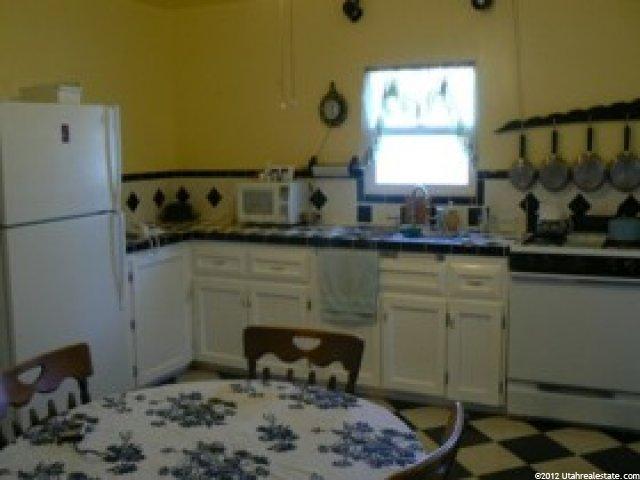 60 S 200 W, Fillmore, UT 84631 — photo 4