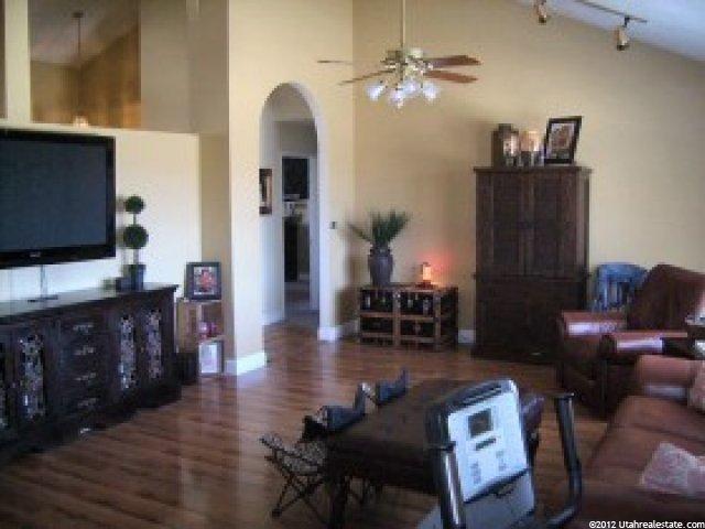 1133 Baneberry Dr, Bloomington, UT 84790 — photo 2