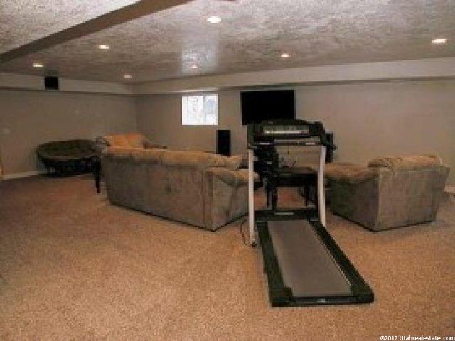 378 N 3200 W, Layton, UT 84041 — photo 4