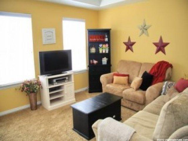 818 E Red Sage Ln S, Murray, UT 84107 — photo 2