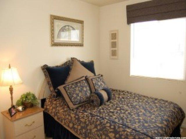 1474 N 2340 W, Clinton, UT 84015 — photo 8