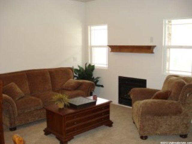 664 S 410 E #B, Vernal, UT 84078 — photo 3