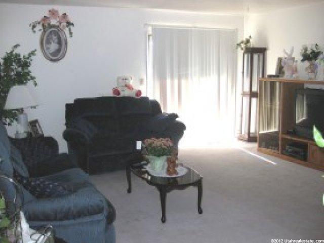5655 S Aspen Ct E, South Ogden, UT 84403 — photo 4