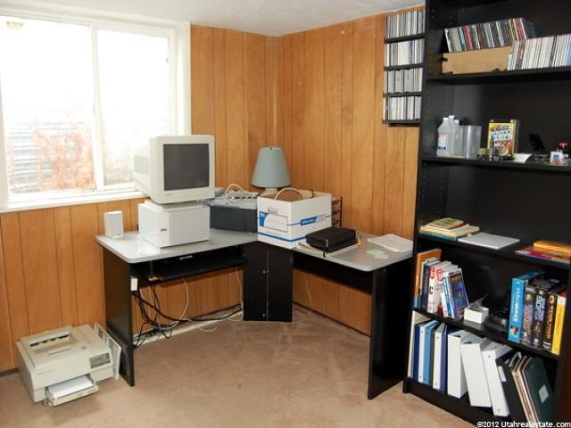 287 N Lakeview Dr, Clearfield, UT 84015 — photo 9