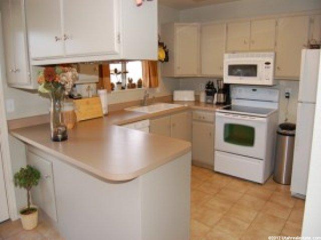 8324 S 1390 E, Sandy, UT 84093 — photo 2