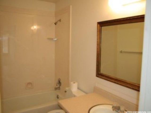 692 S 100 E, Farmington, UT 84025 — photo 10
