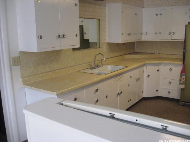 284 S 100 E, Vernal, UT 84078 — photo 3