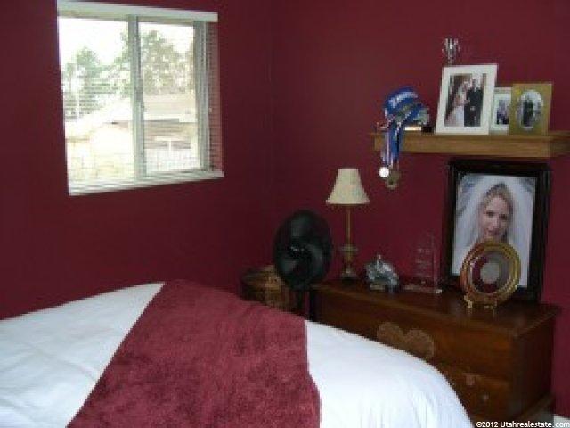 524 E 400 S, Clearfield, UT 84015 — photo 7