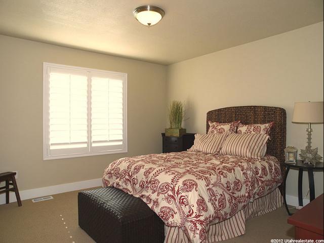 122 N 360 W, Centerville, UT 84014 — photo 7