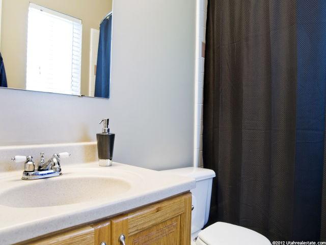 1703 N 1220 W, Clinton, UT 84015 — photo 8