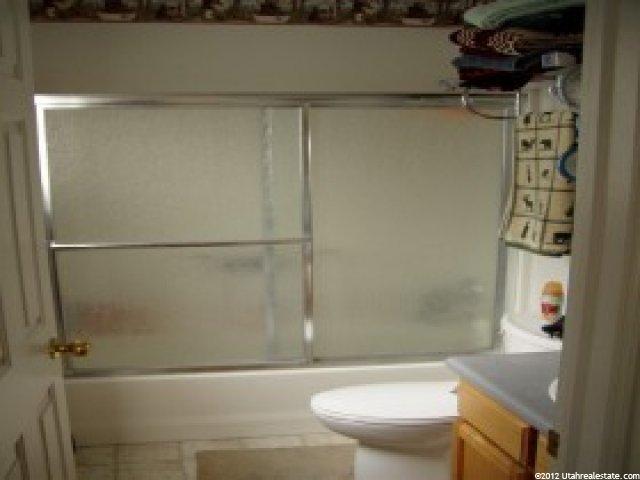 115 W 1875 N, North Ogden, UT 84414 — photo 7