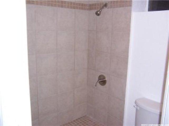 647 W 3500 S, Bountiful, UT 84010 — photo 6