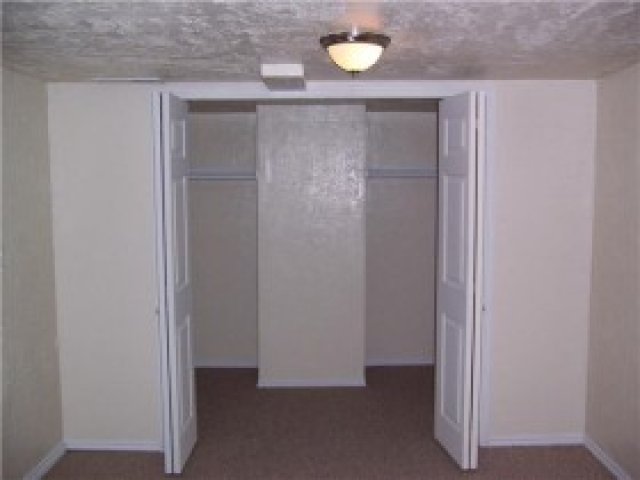 647 W 3500 S, Bountiful, UT 84010 — photo 8