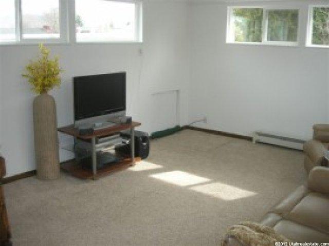 2 E Wicker Ln, Bountiful, UT 84010 — photo 4