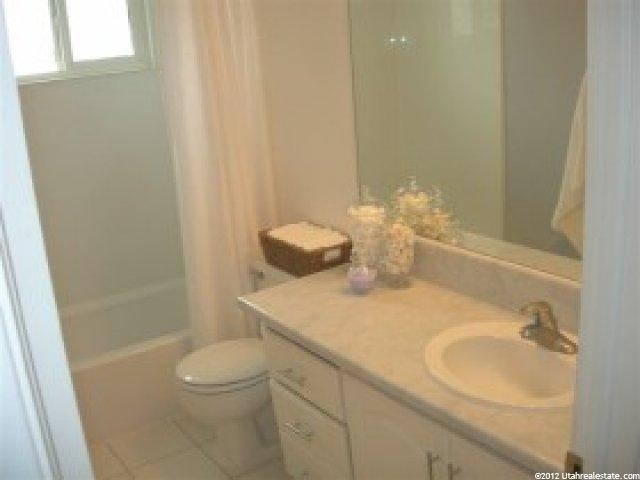 2 E Wicker Ln, Bountiful, UT 84010 — photo 6