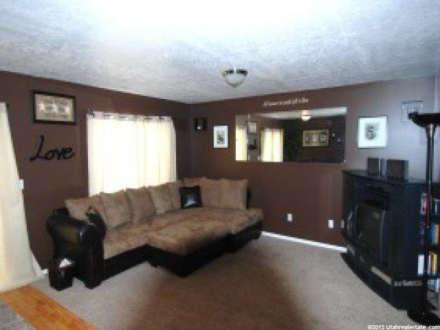 2852 W 3975 S #A, West Haven, UT 84401 — photo 2