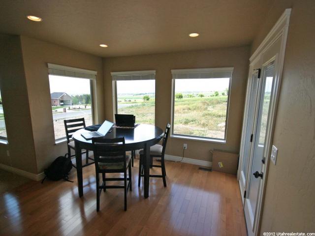 493 E 410 N, Hyde Park, UT 84318 — photo 4