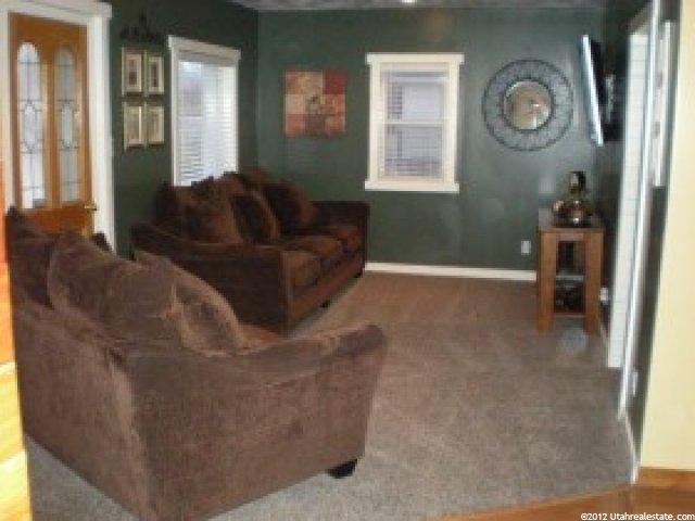 287 E Clark St, Grantsville, UT 84029 — photo 2