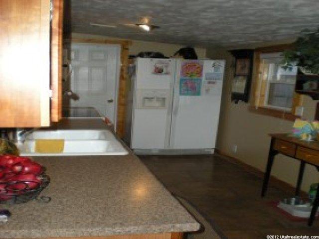 287 E Clark St, Grantsville, UT 84029 — photo 3