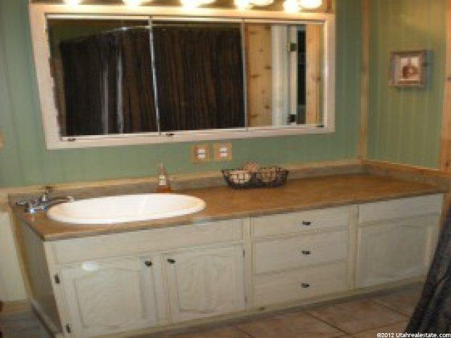 287 E Clark St, Grantsville, UT 84029 — photo 6