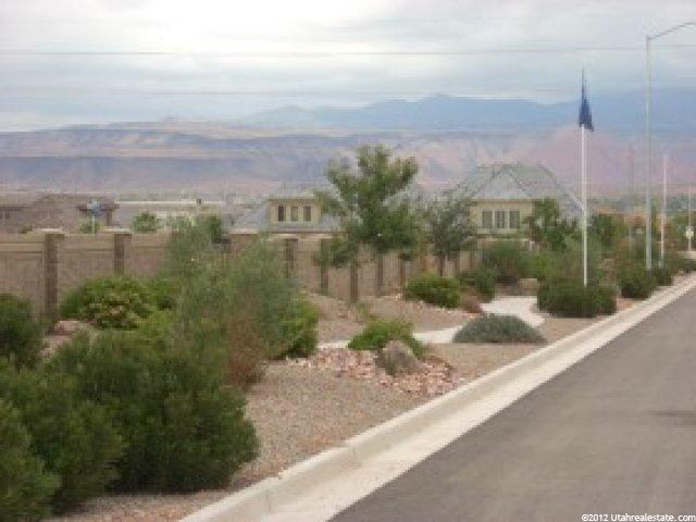 20 E 3090 S #1-47, Washington, UT 84780 — photo 2
