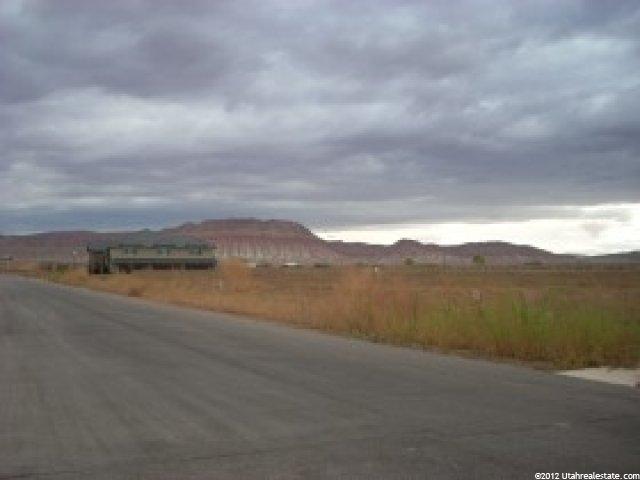 20 E 3090 S #1-47, Washington, UT 84780 — photo 7