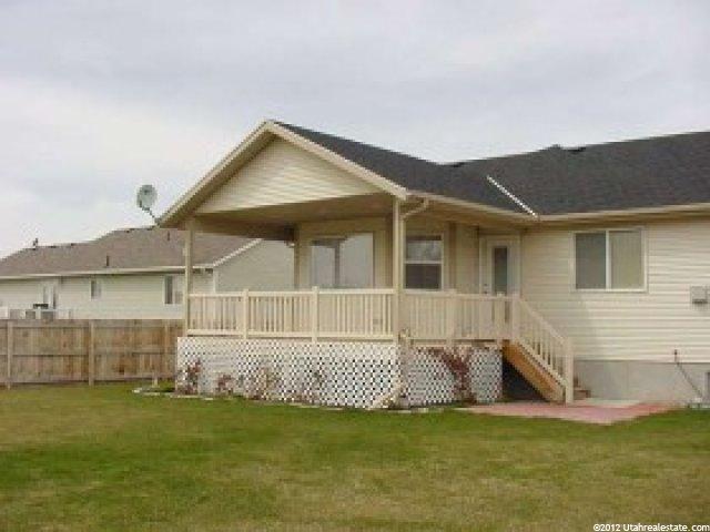 134 W 300 S, Hyde Park, UT 84318 — photo 2