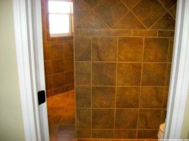 867 E Main St, Grantsville, UT 84029 — photo 10