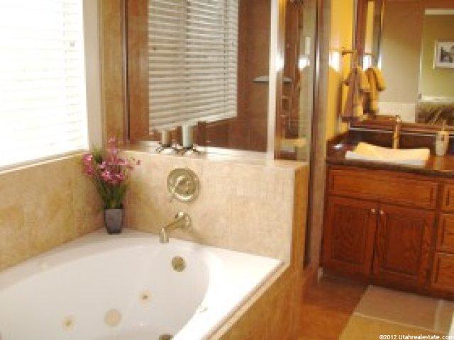 1154 N 3050 E, Layton, UT 84040 — photo 7