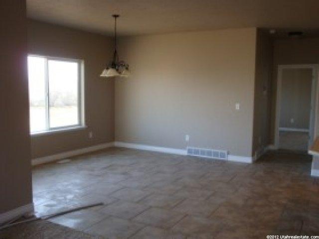 406 W 3775 S, Vernal, UT 84078 — photo 6