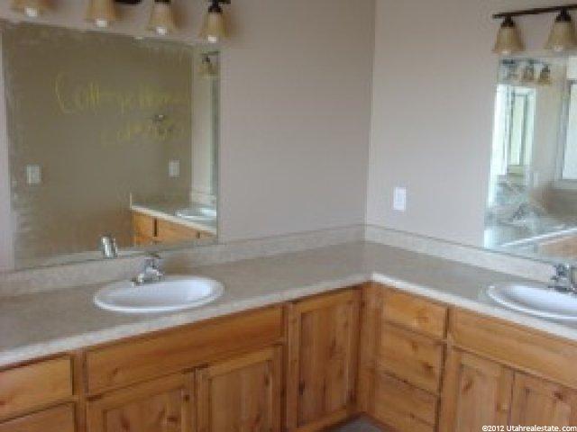 406 W 3775 S, Vernal, UT 84078 — photo 8