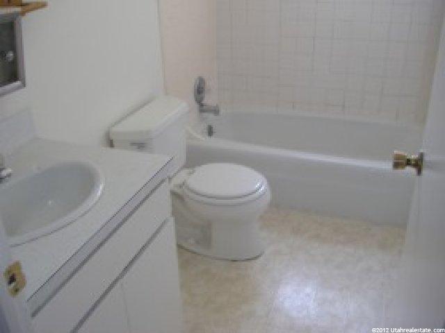 121 Mill Rd, Layton, UT 84041 — photo 4