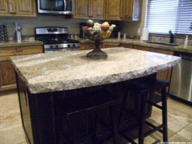 11372 S 1700 E, Sandy, UT 84092 — photo 4