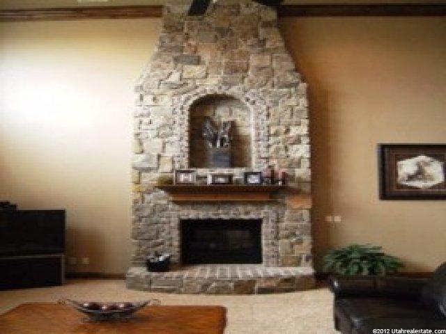 11372 S 1700 E, Sandy, UT 84092 — photo 7