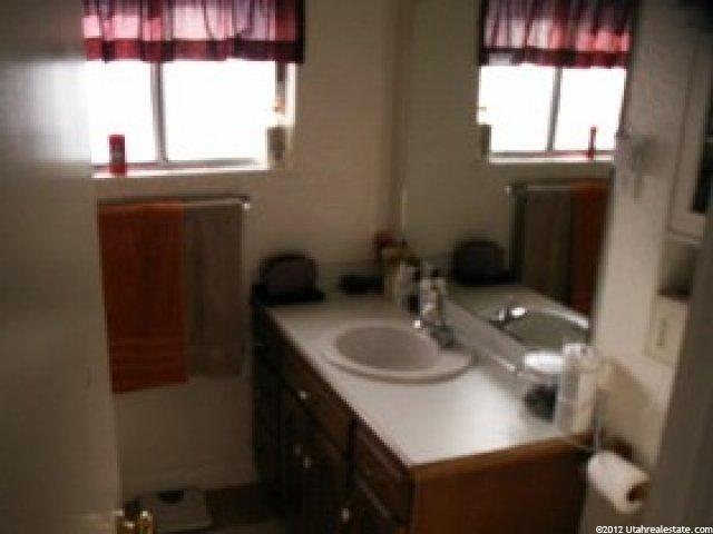 126 S Flint St, Layton, UT 84041 — photo 8