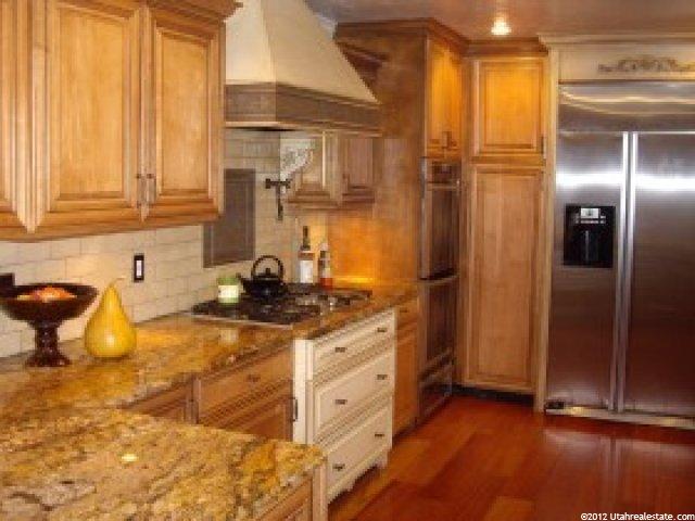 8053 Old Coventry Cir, Sandy, UT 84093 — photo 4