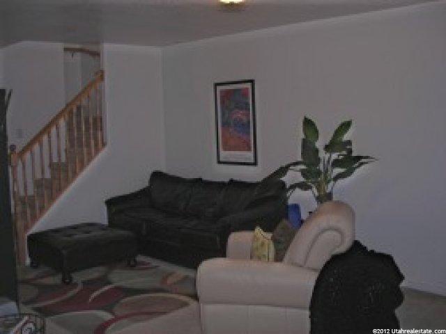 652 W 800 L N, Clinton, UT 84015 — photo 4