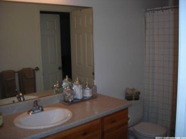 652 W 800 L N, Clinton, UT 84015 — photo 9