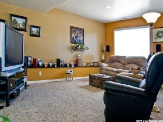 3921 W 4700 S, Roy, UT 84067 — photo 9