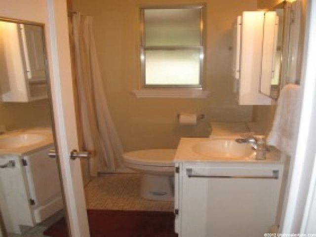 108 Parkway Dr, Clearfield, UT 84015 — photo 7