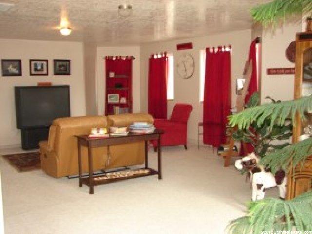 660 S 2500 W, Vernal, UT 84078 — photo 5