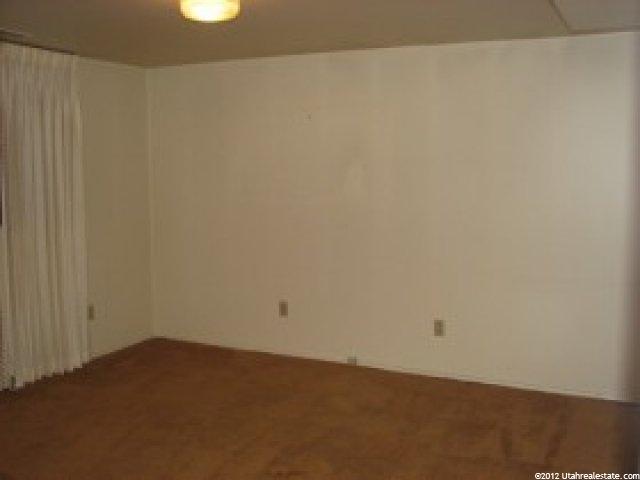 556 Floyd Dr, Sandy, UT 84070 — photo 10