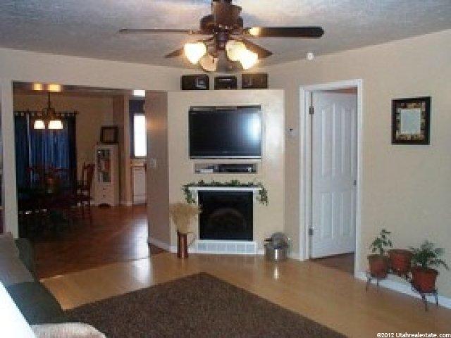 1030 Sara Ln, Ogden, UT 84404 — photo 7